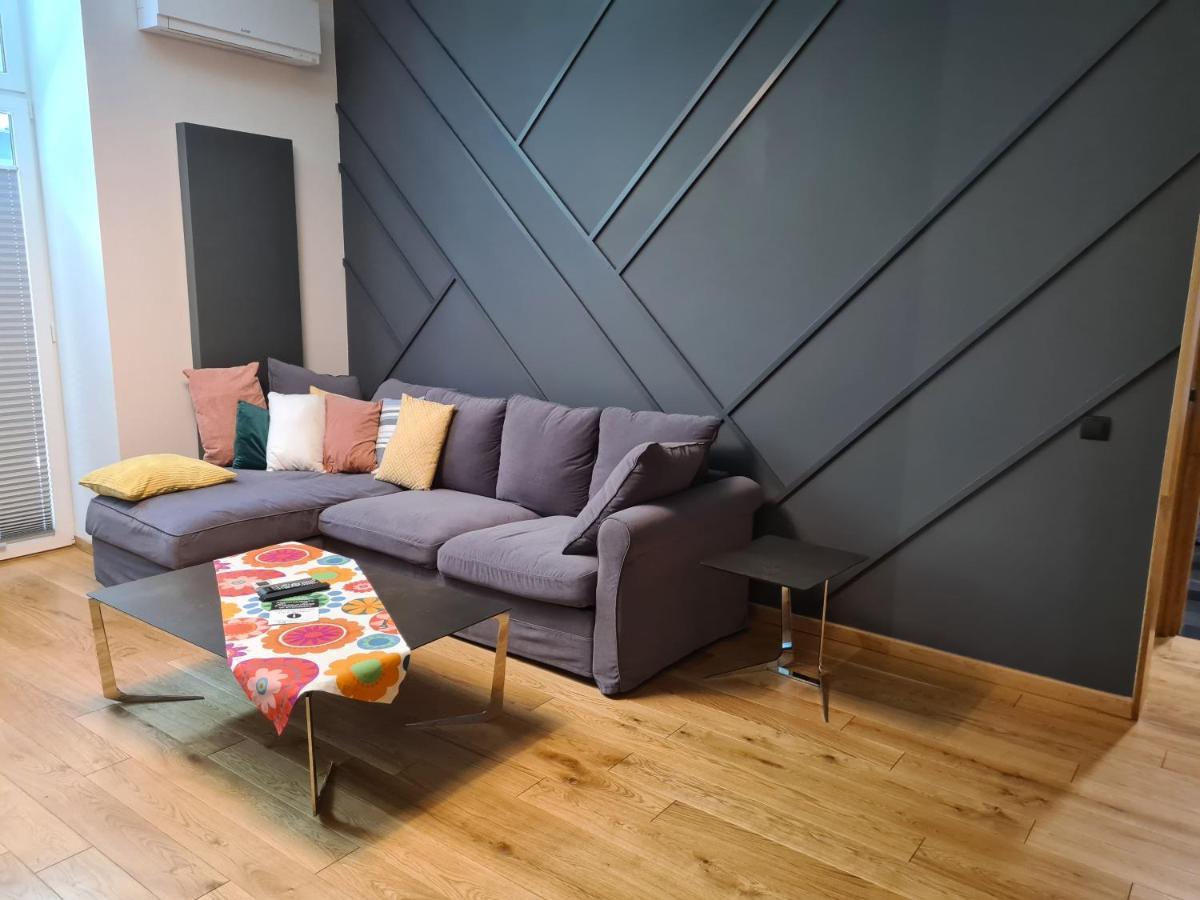 Apartamenty Osmolice W Stawach Dęblin Exteriör bild