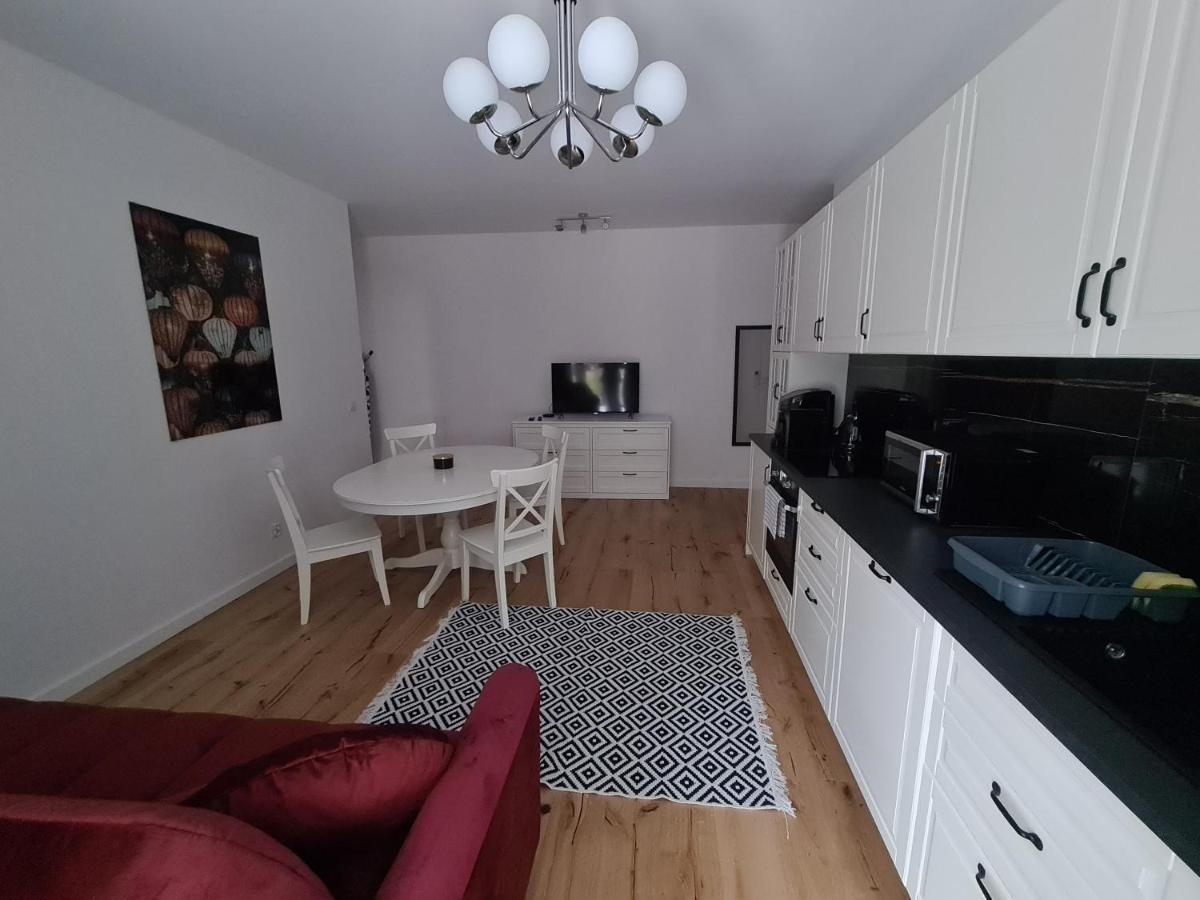 Apartamenty Osmolice W Stawach Dęblin Exteriör bild